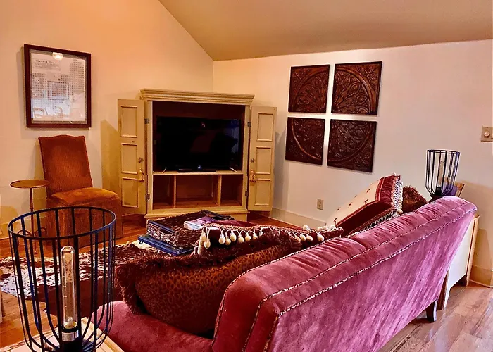 V700 Ranch Stays