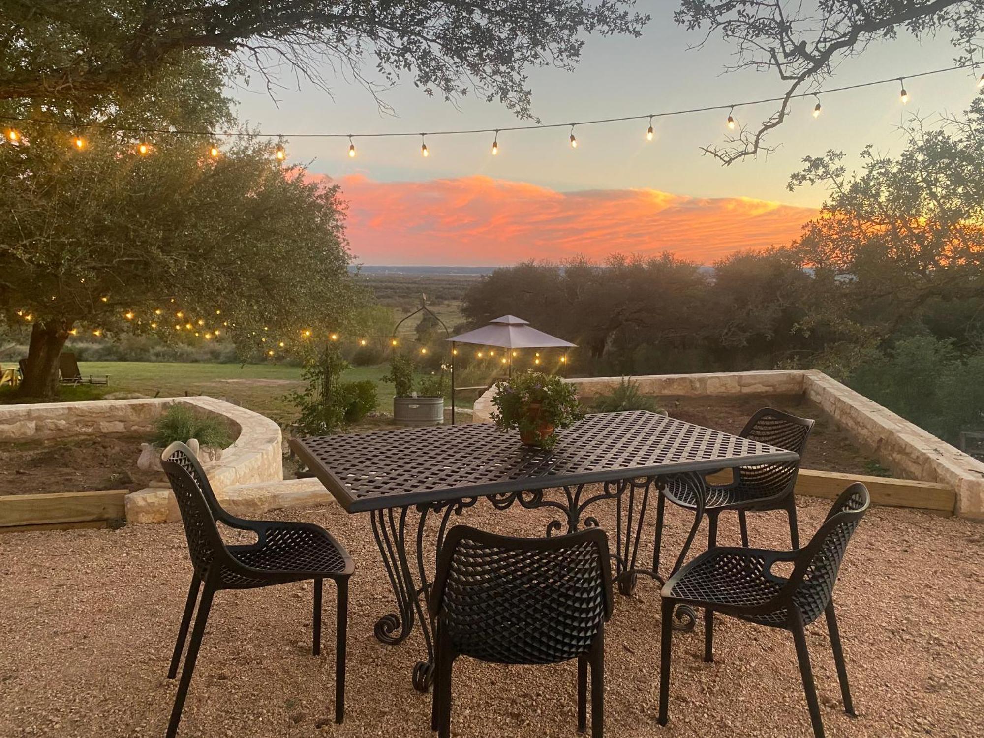 V700 Ranch Marble Falls