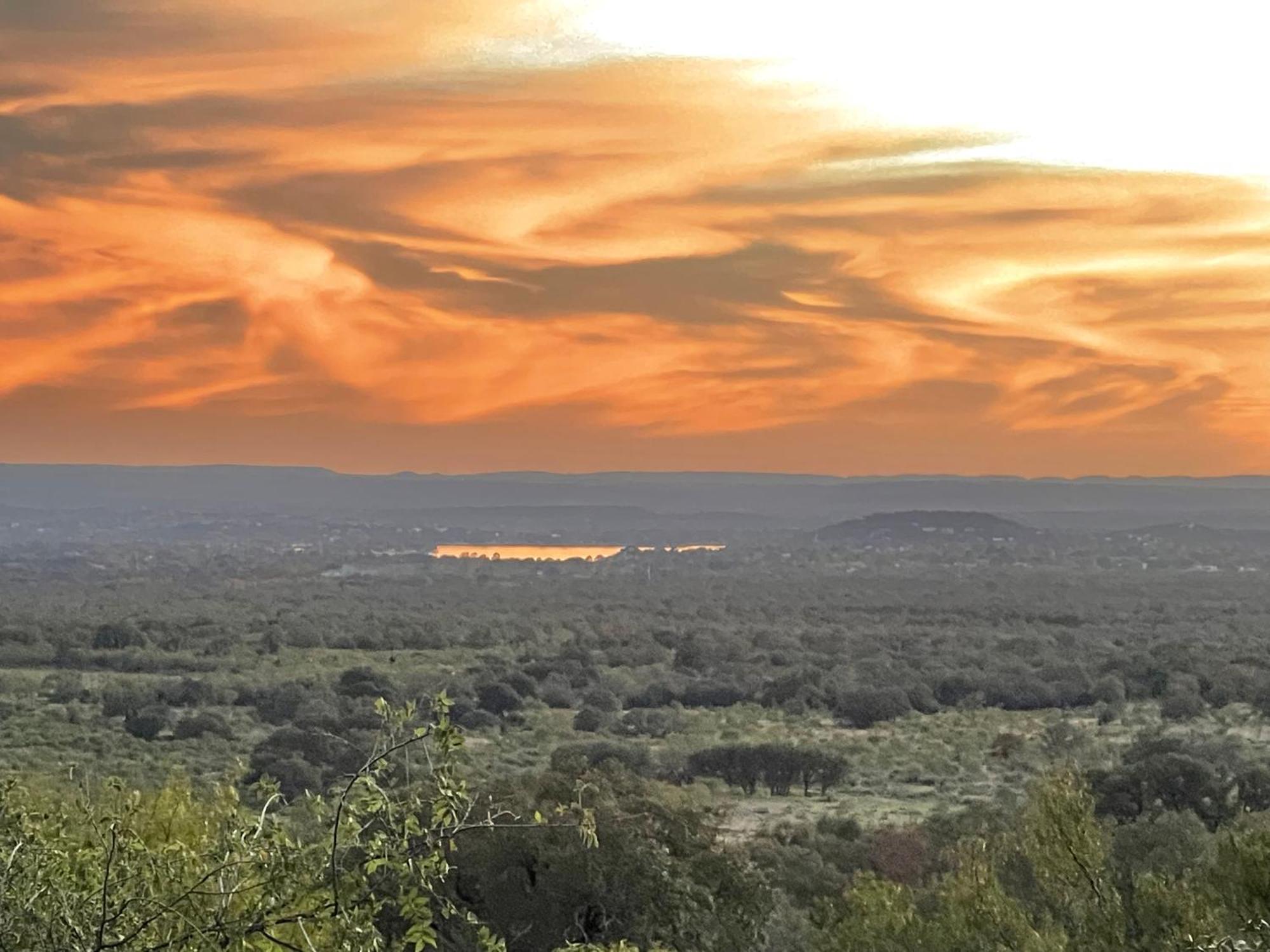 V700 Ranch Villa Marble Falls